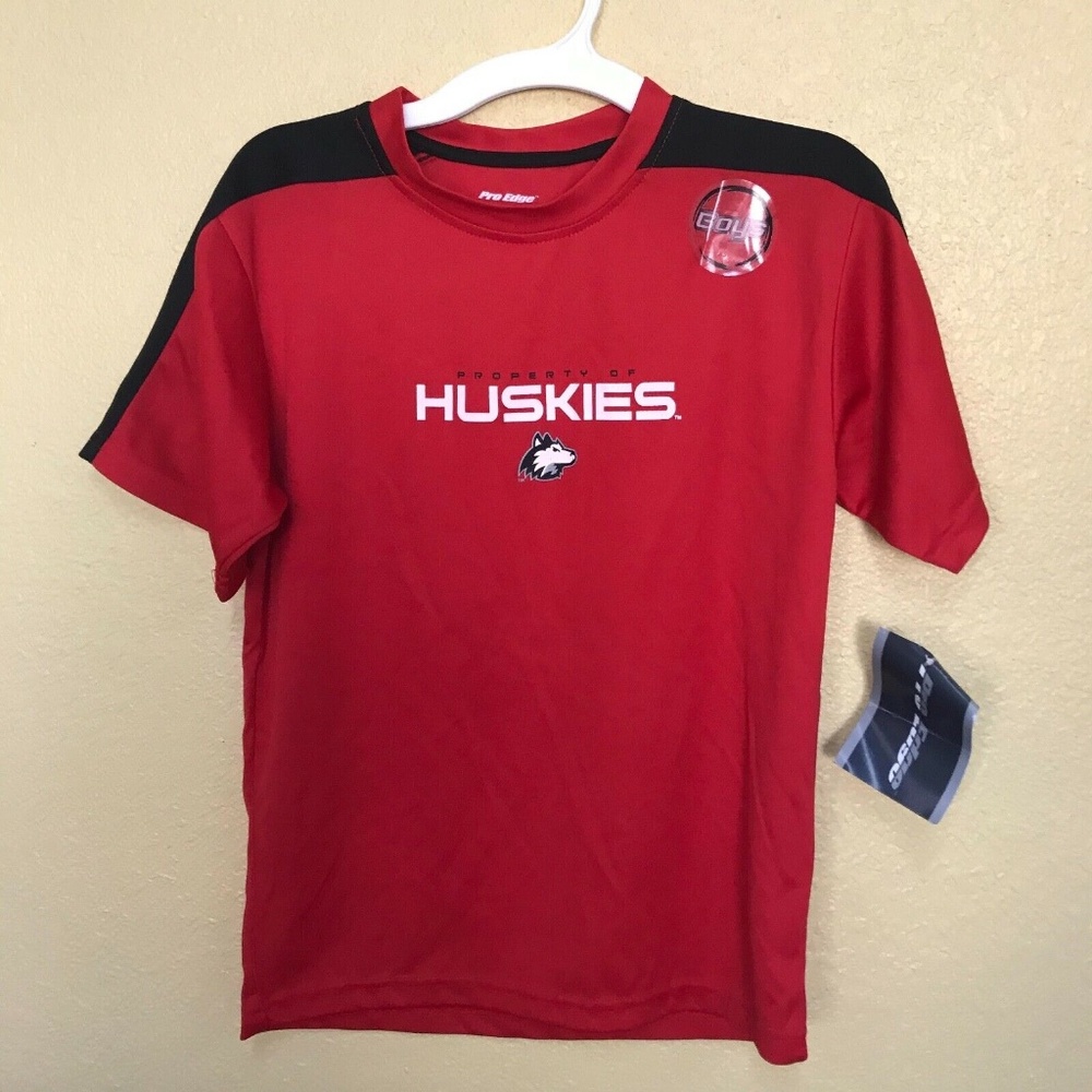 PRO EDGE by Property of HUSKIES RED BLACK T-Shirt
